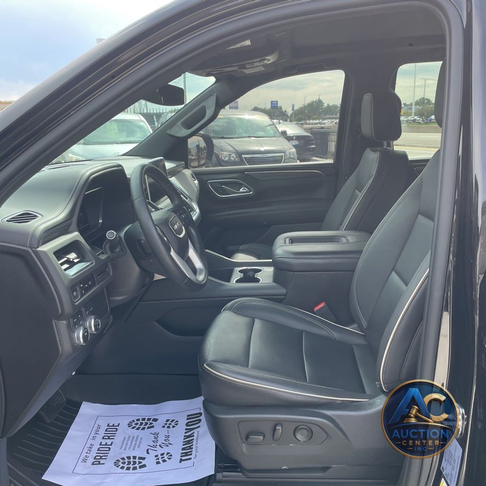 2023 GMC Yukon SLT