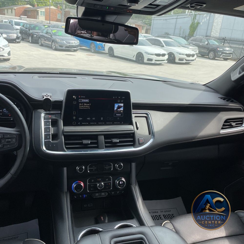 2023 GMC Yukon SLT