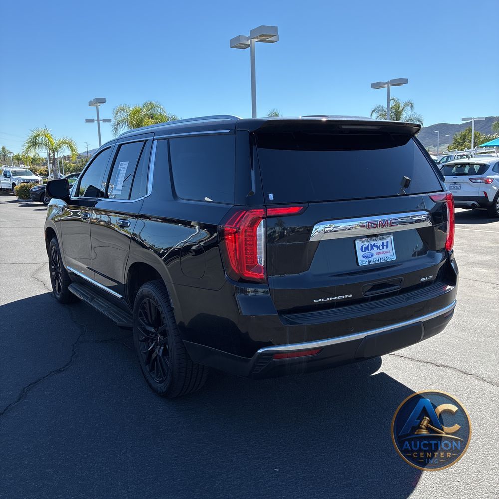 2022 GMC Yukon SLT