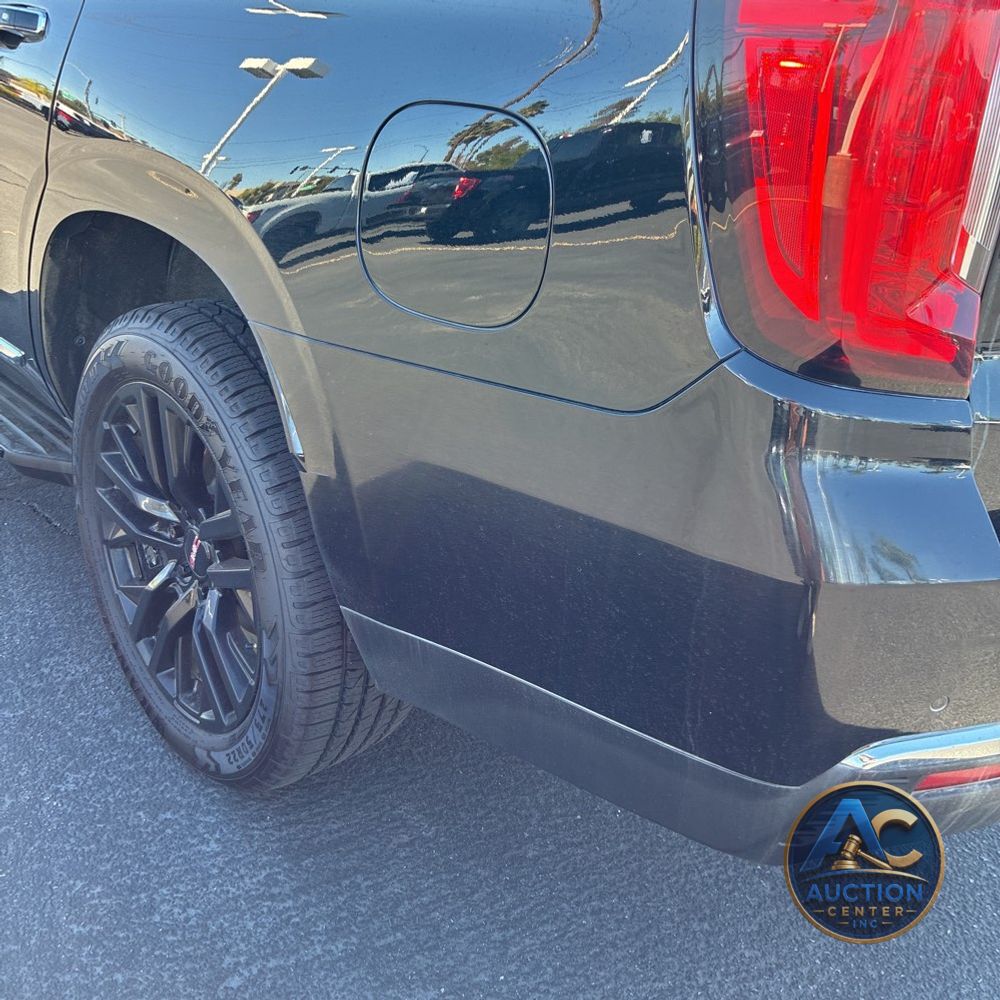 2022 GMC Yukon SLT