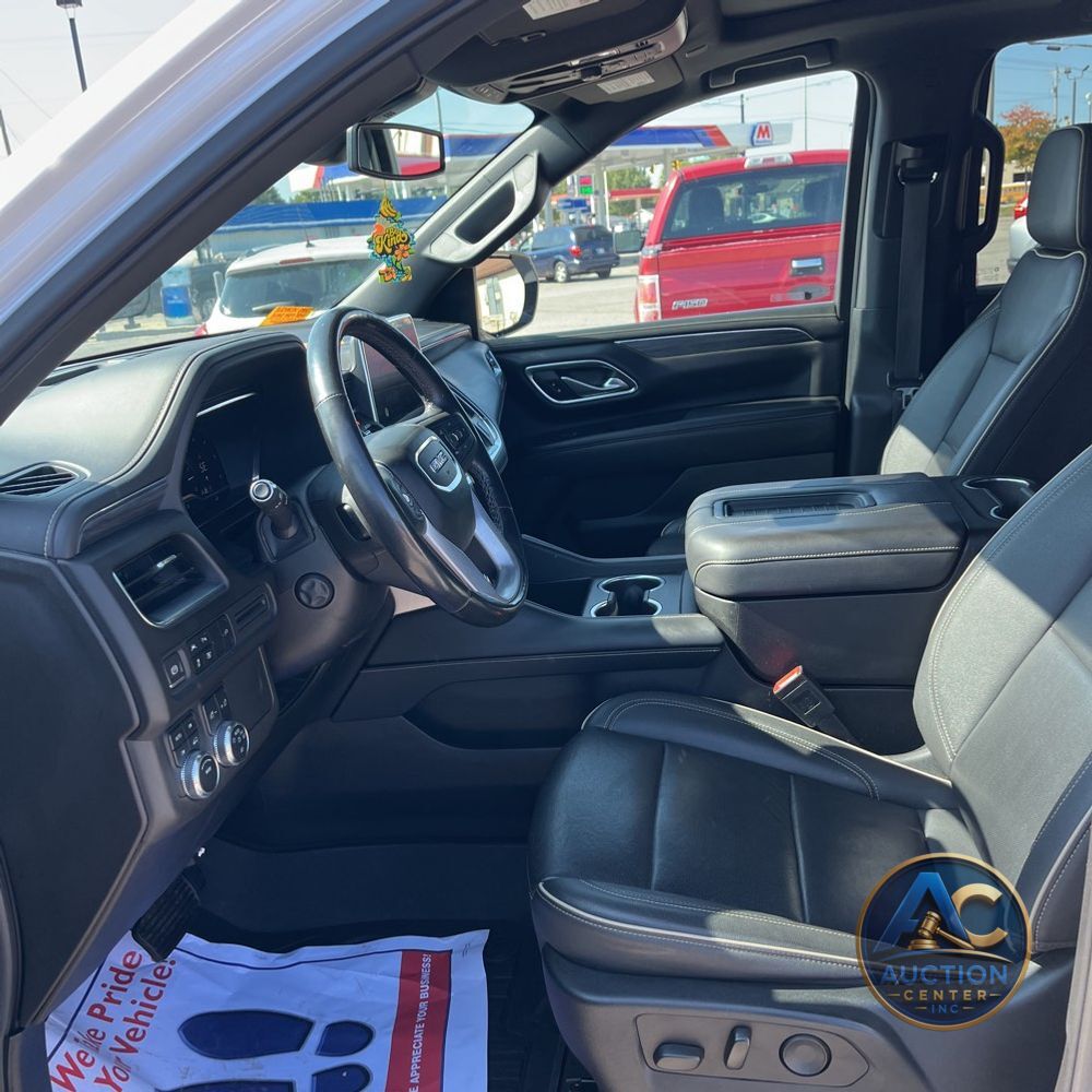 2022 GMC Yukon SLT
