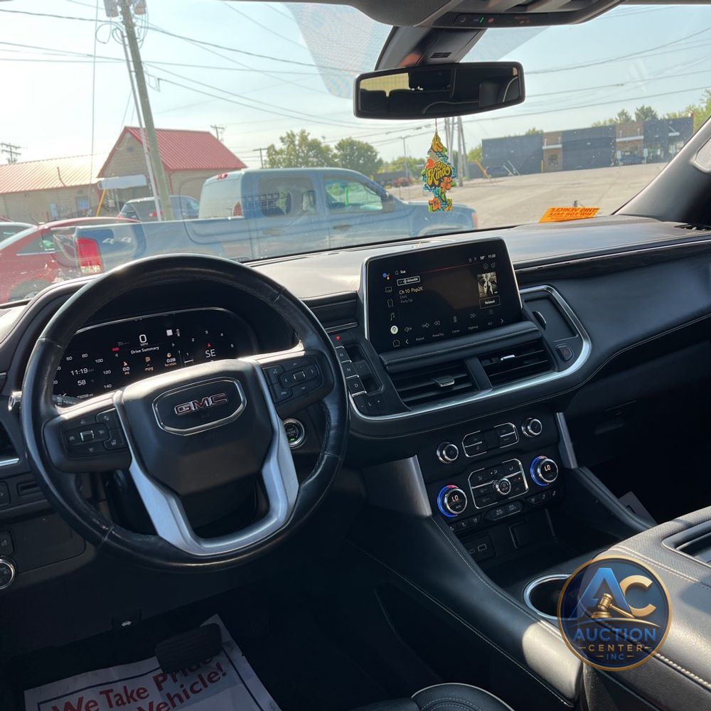 2022 GMC Yukon SLT