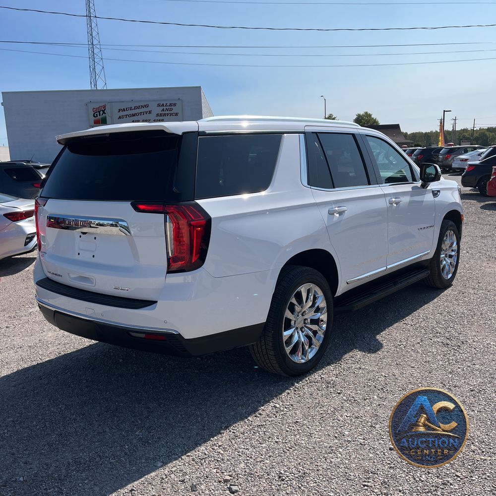 2022 GMC Yukon SLT