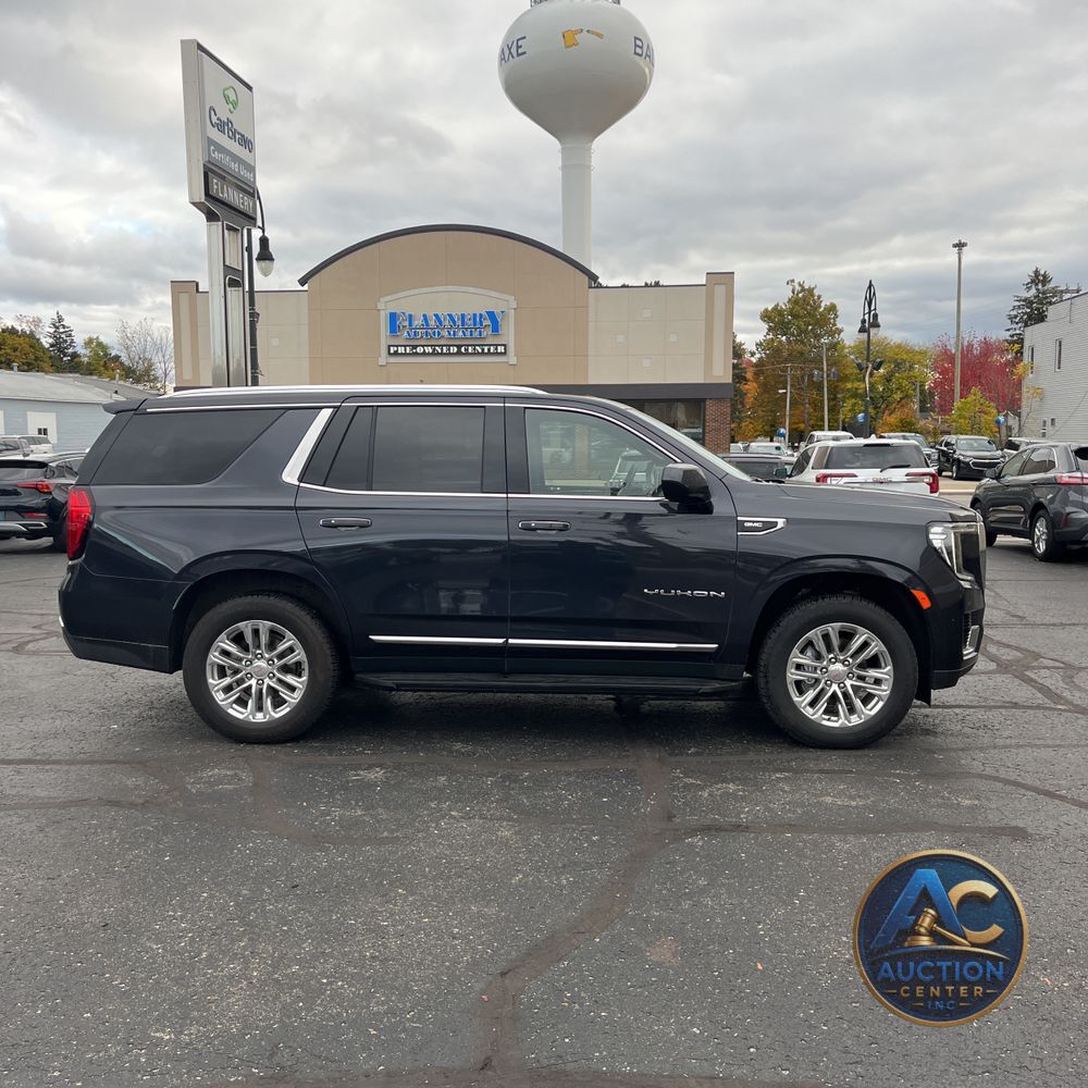 2023 GMC Yukon SLT