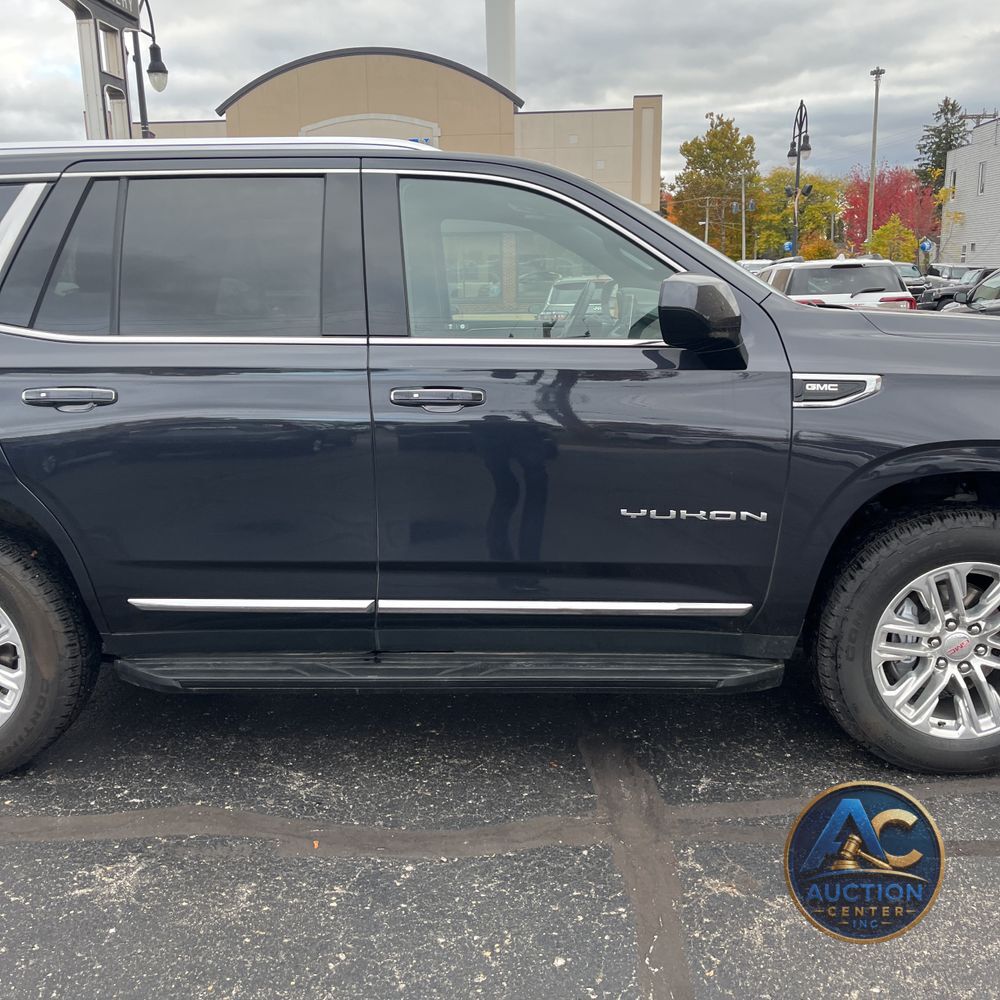 2023 GMC Yukon SLT