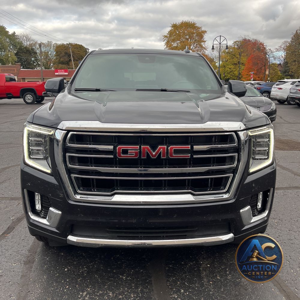 2023 GMC Yukon SLT