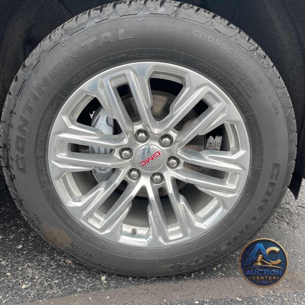 2023 GMC Yukon SLT