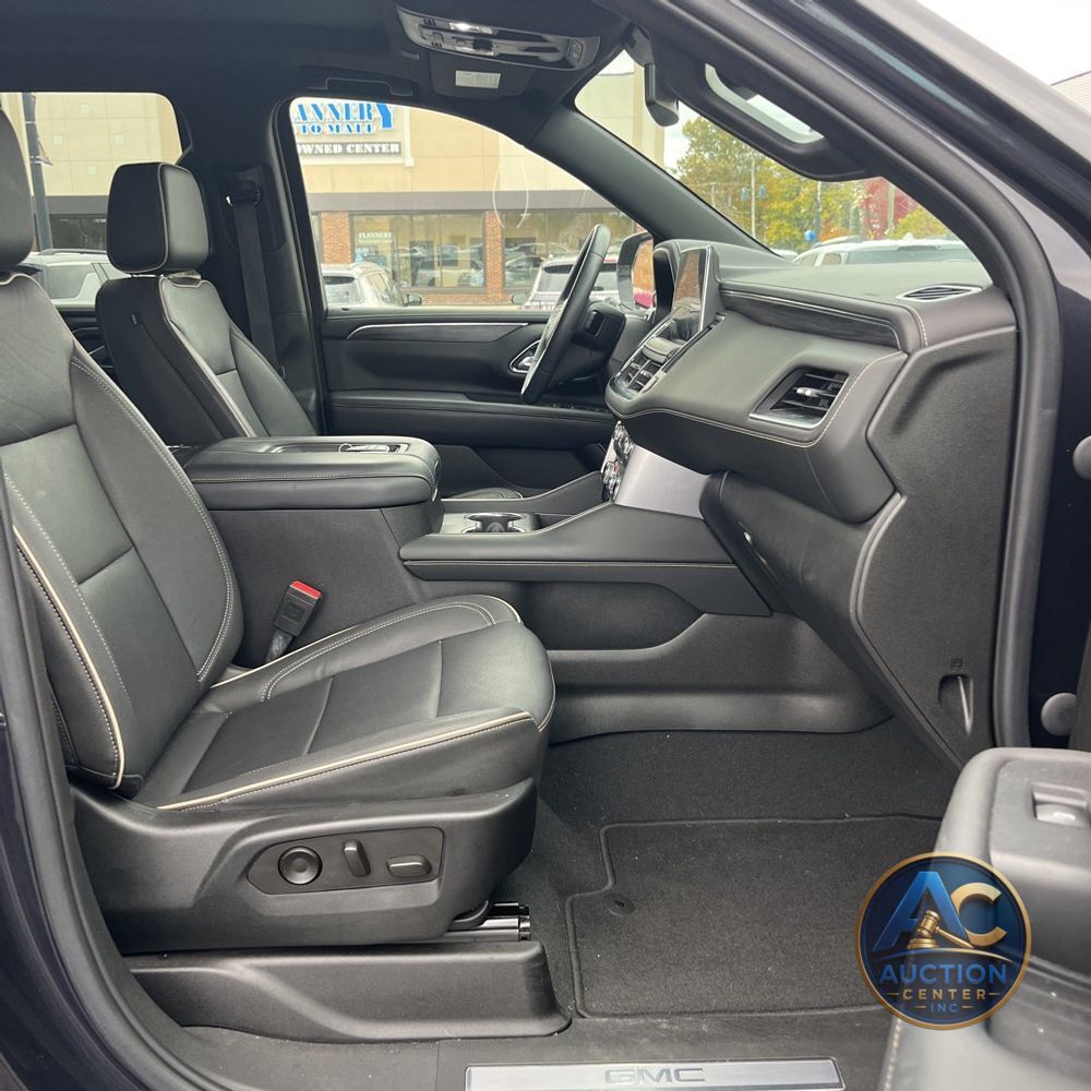 2023 GMC Yukon SLT