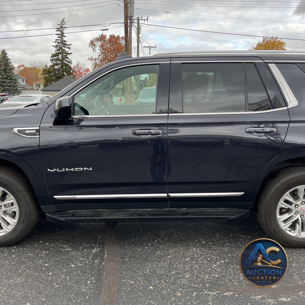 2023 GMC Yukon SLT
