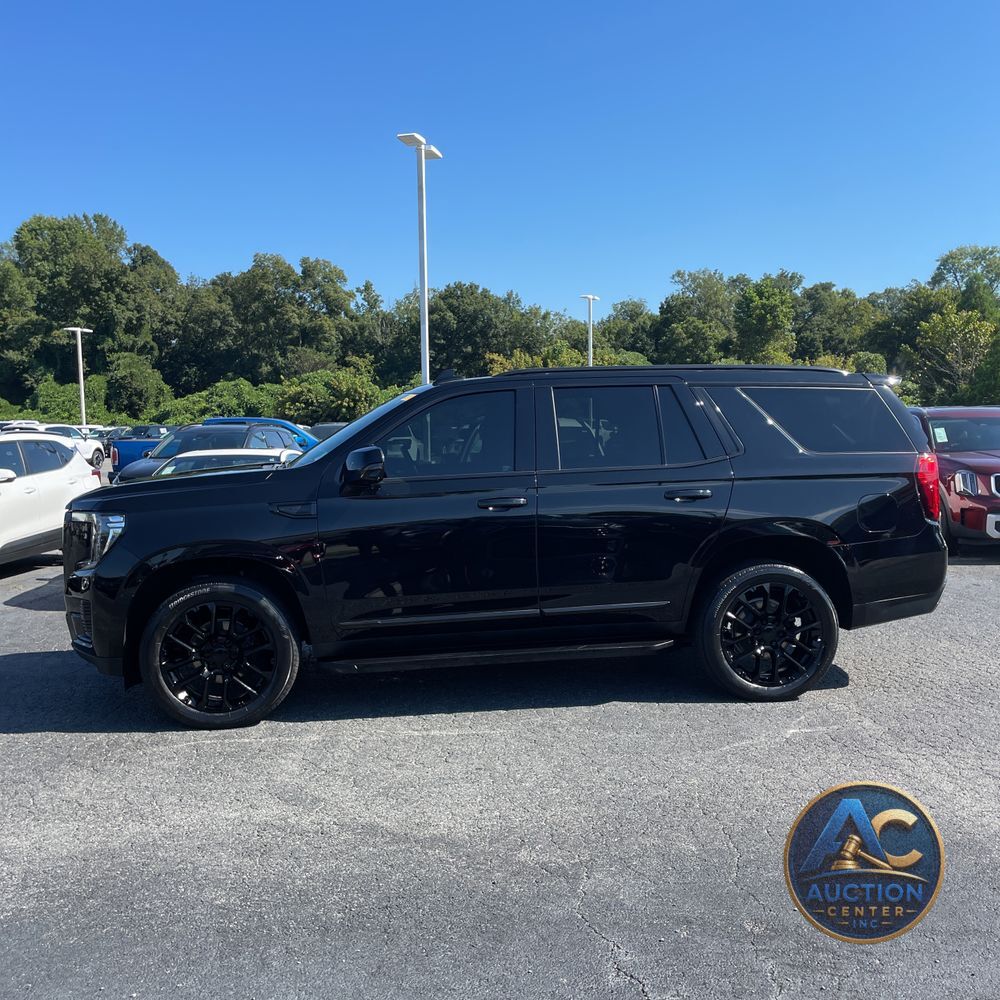 2023 GMC Yukon SLT