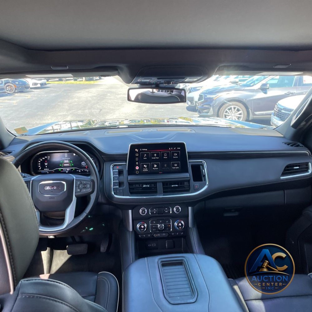 2023 GMC Yukon SLT