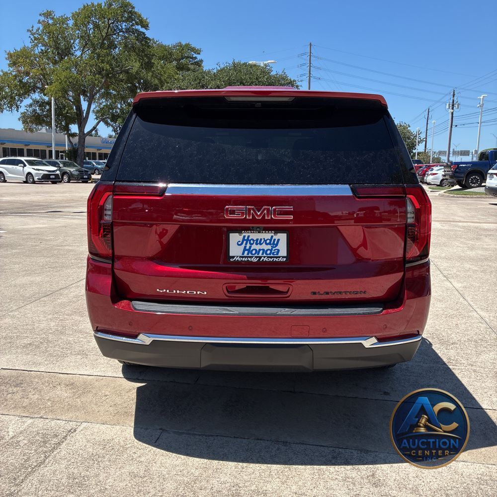 2025 GMC Yukon Elevation