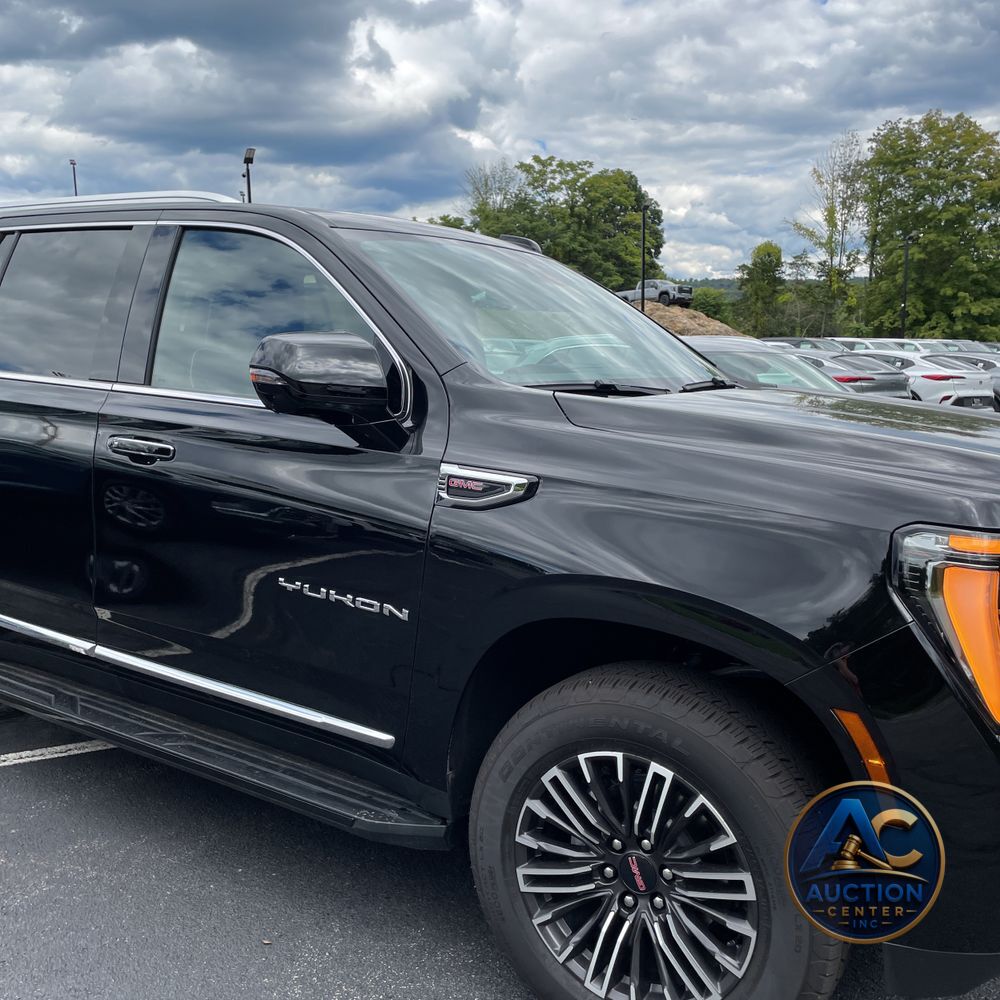 2025 GMC Yukon Elevation