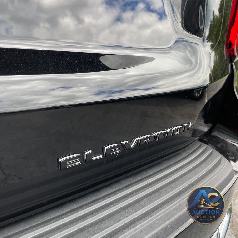 2025 GMC Yukon Elevation
