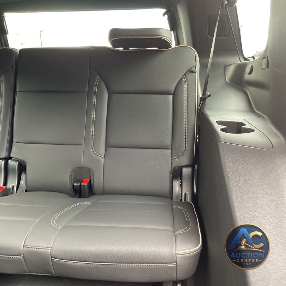 2025 GMC Yukon Elevation