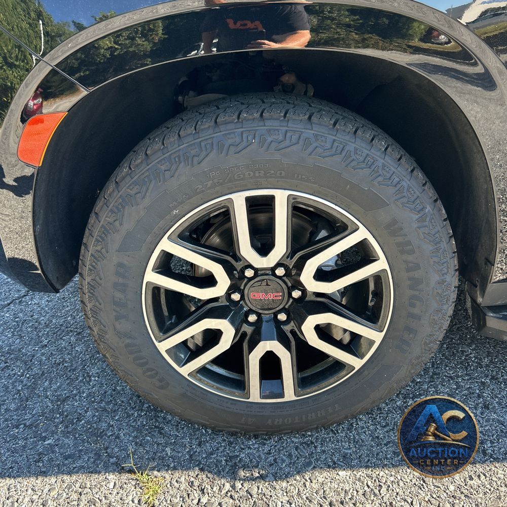 2024 GMC Yukon AT4