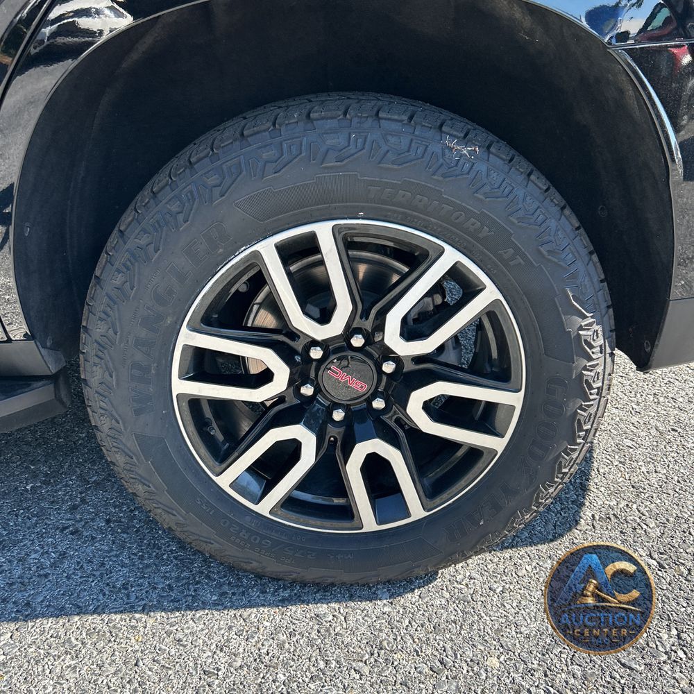 2024 GMC Yukon AT4