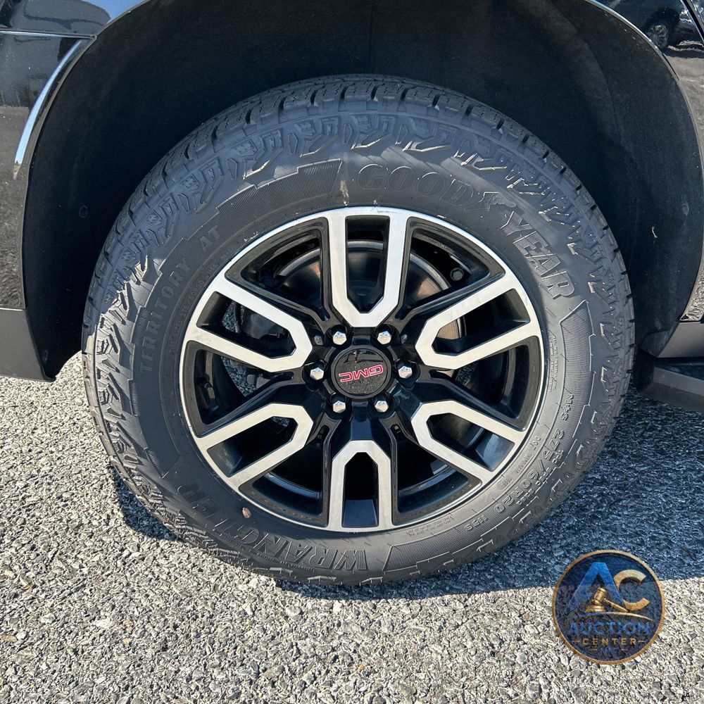 2024 GMC Yukon AT4