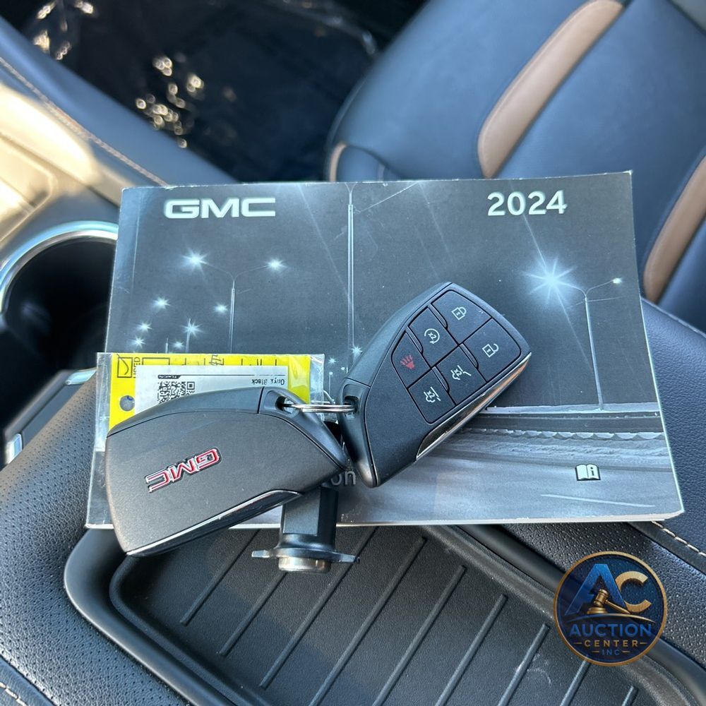 2024 GMC Yukon AT4
