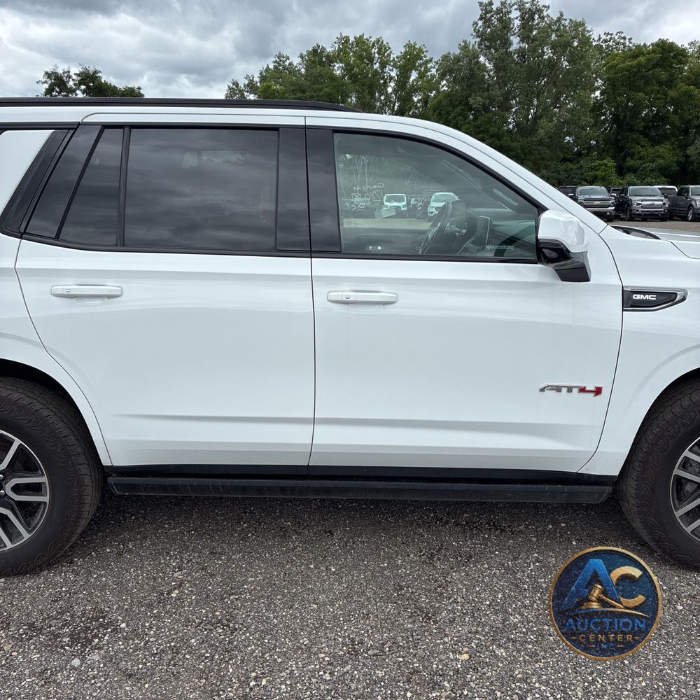 2023 GMC Yukon AT4