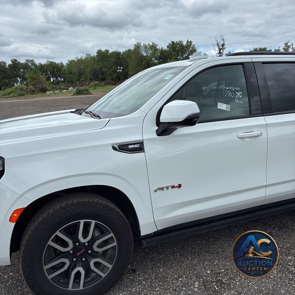 2023 GMC Yukon AT4