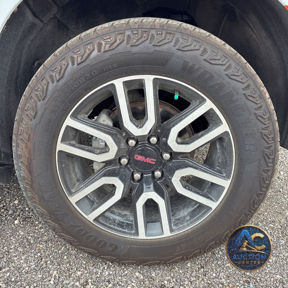 2023 GMC Yukon AT4