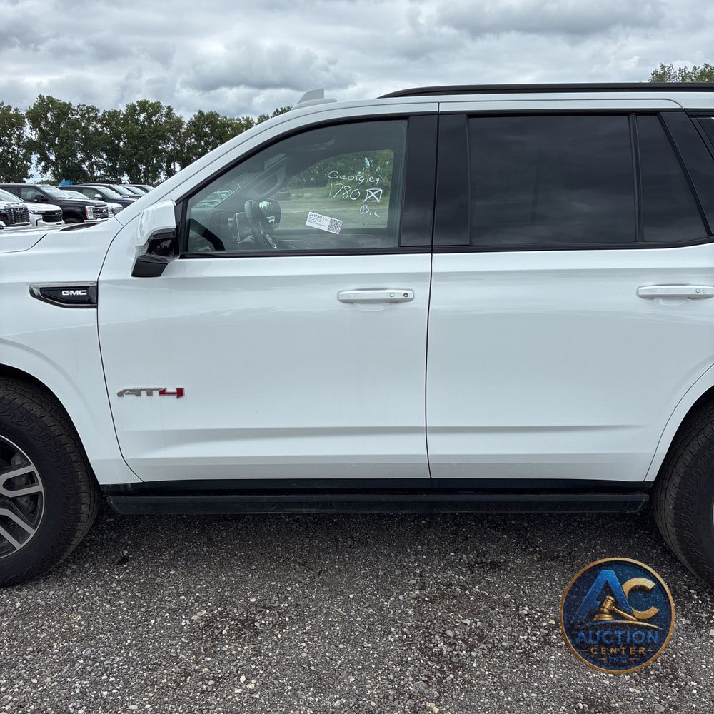 2023 GMC Yukon AT4