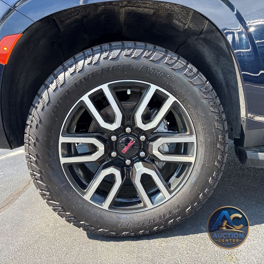 2024 GMC Yukon AT4