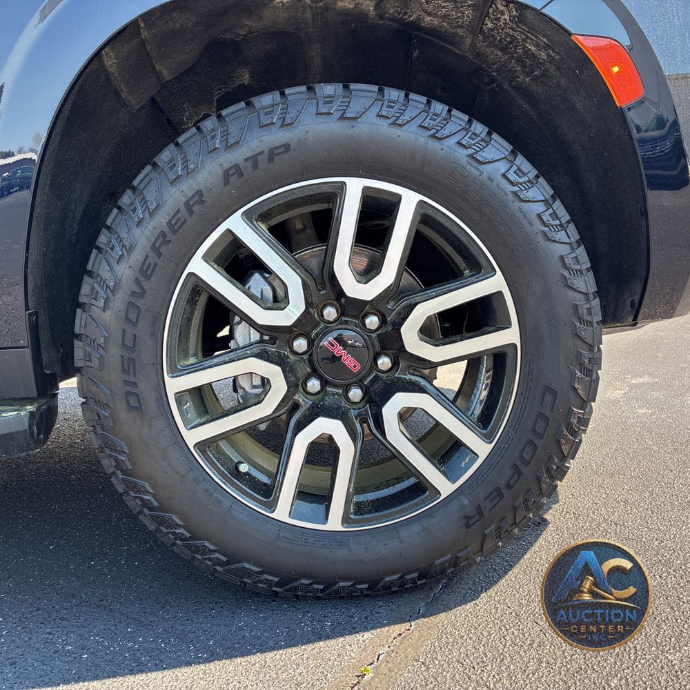 2024 GMC Yukon AT4