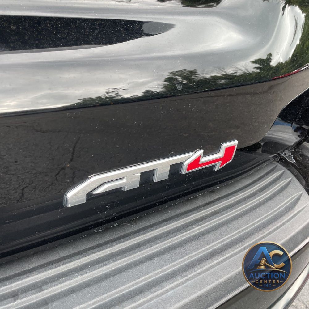 2023 GMC Yukon AT4