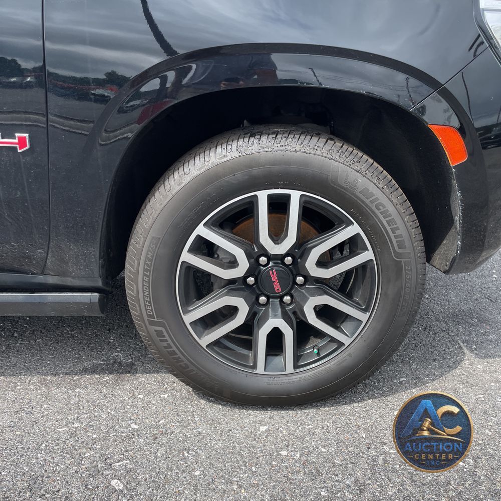 2023 GMC Yukon AT4