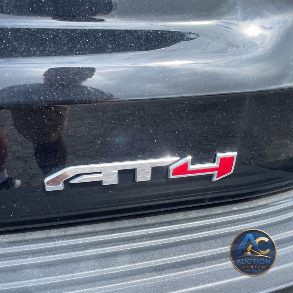 2023 GMC Yukon AT4