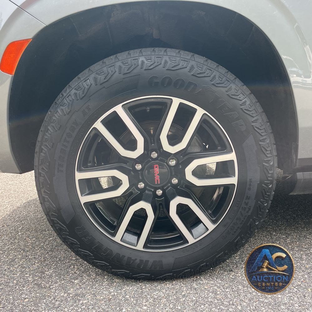 2024 GMC Yukon AT4