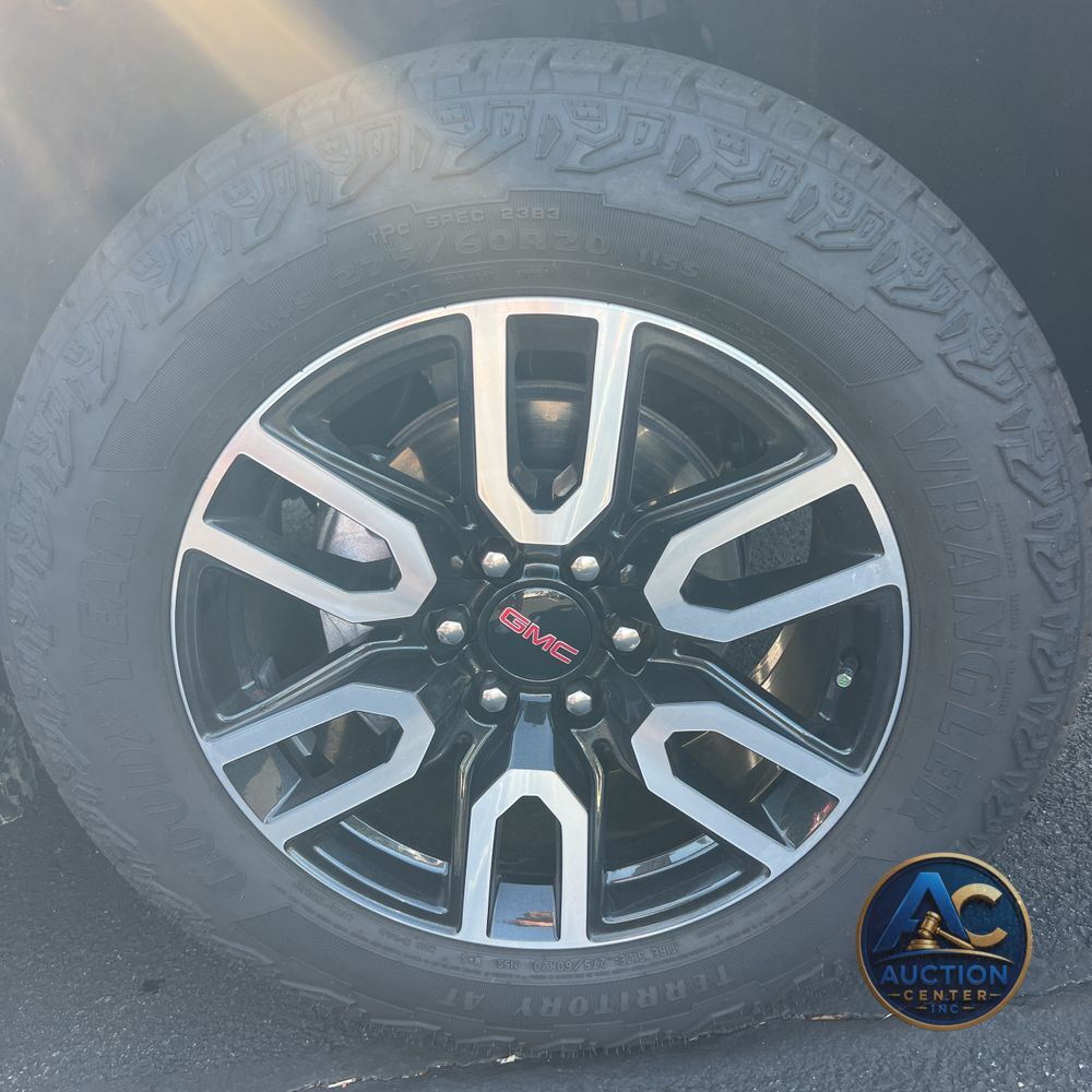 2024 GMC Yukon AT4