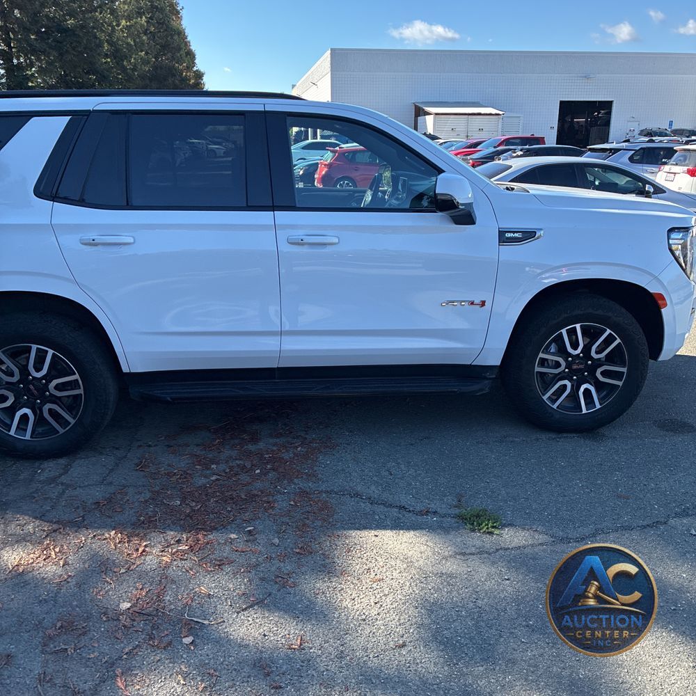 2023 GMC Yukon AT4