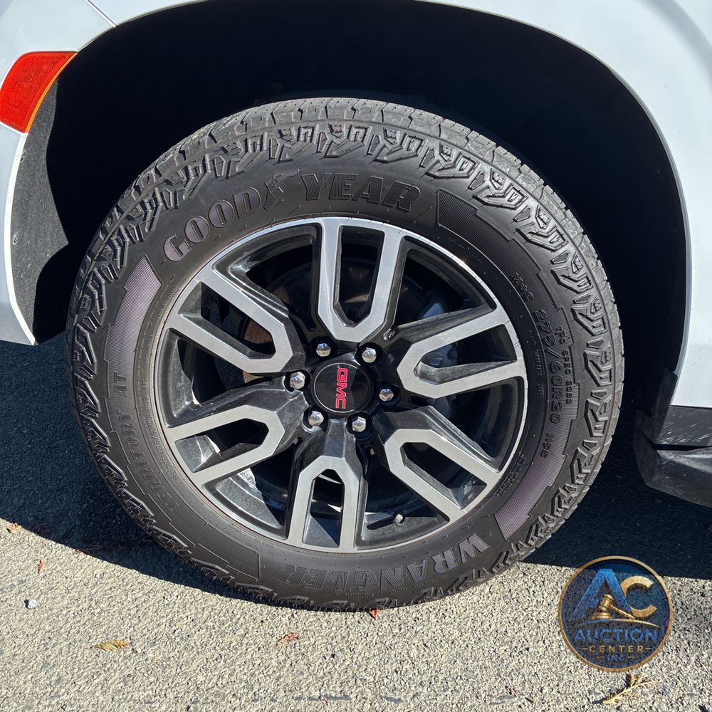 2023 GMC Yukon AT4