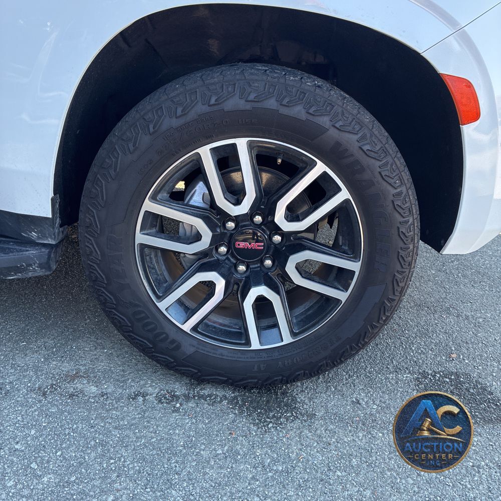 2023 GMC Yukon AT4