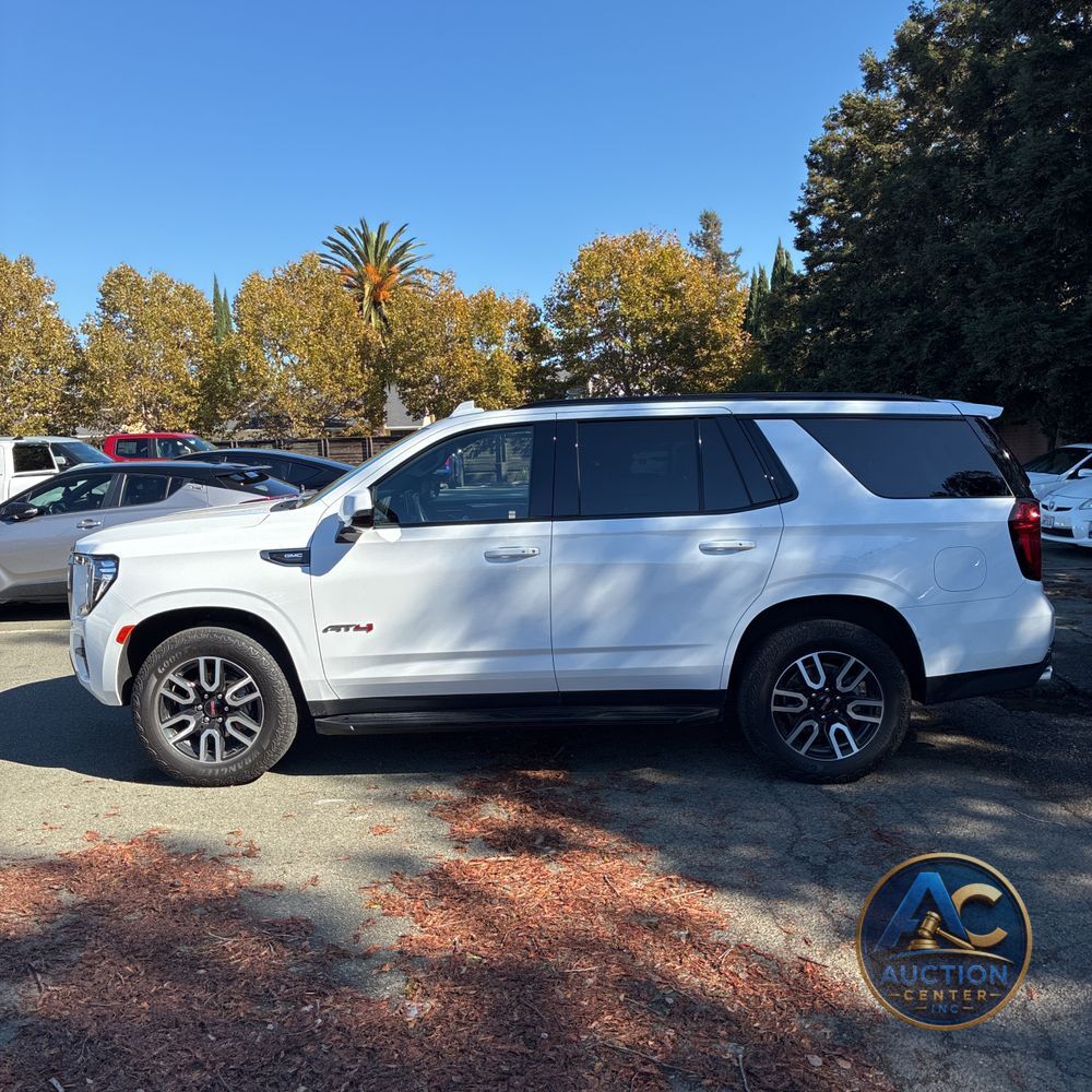 2023 GMC Yukon AT4