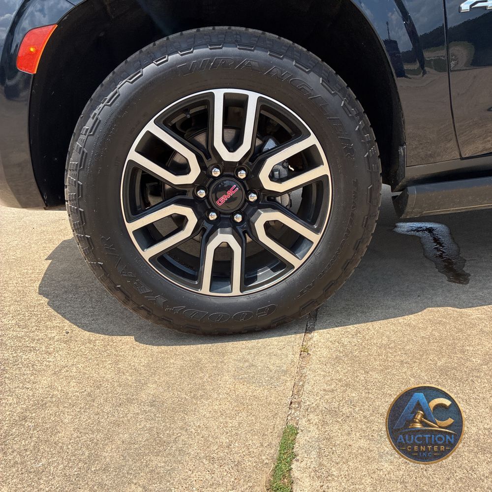 2022 GMC Yukon AT4