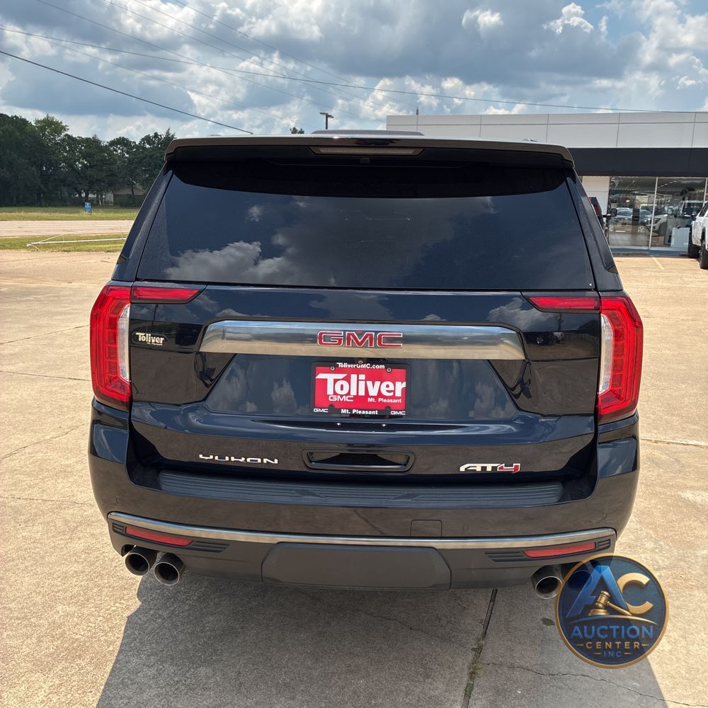 2022 GMC Yukon AT4