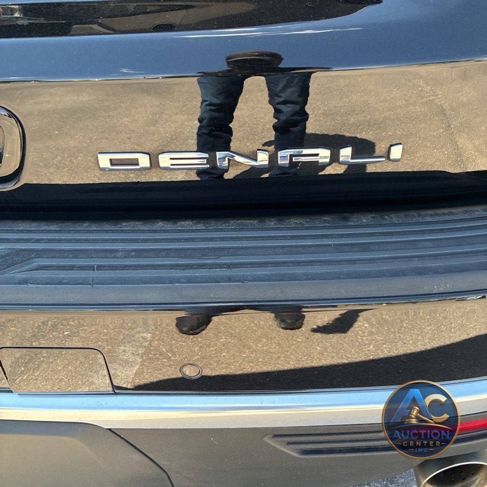 2024 GMC Yukon Denali
