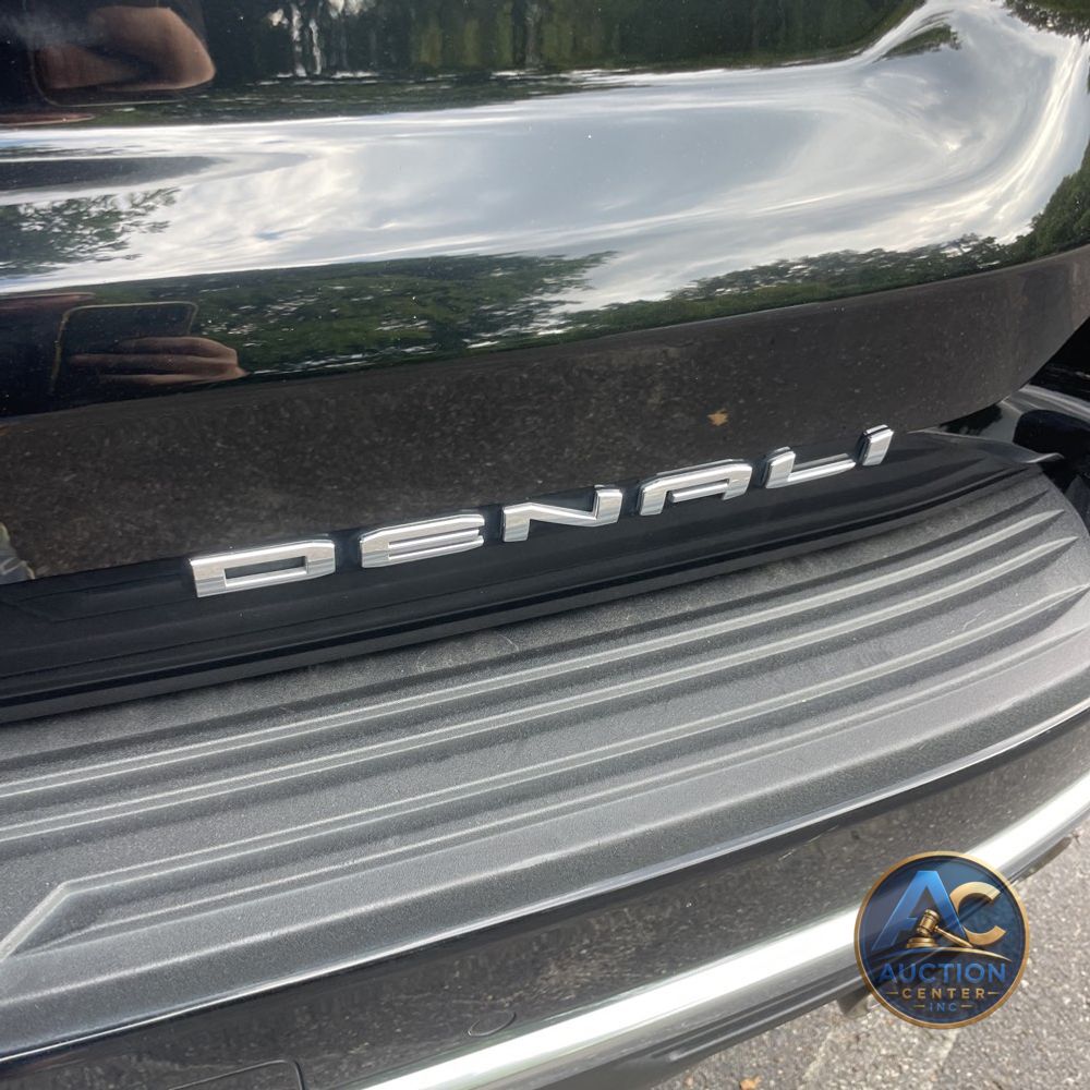 2021 GMC Yukon Denali