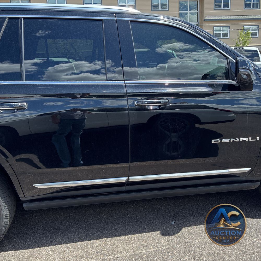 2023 GMC Yukon Denali