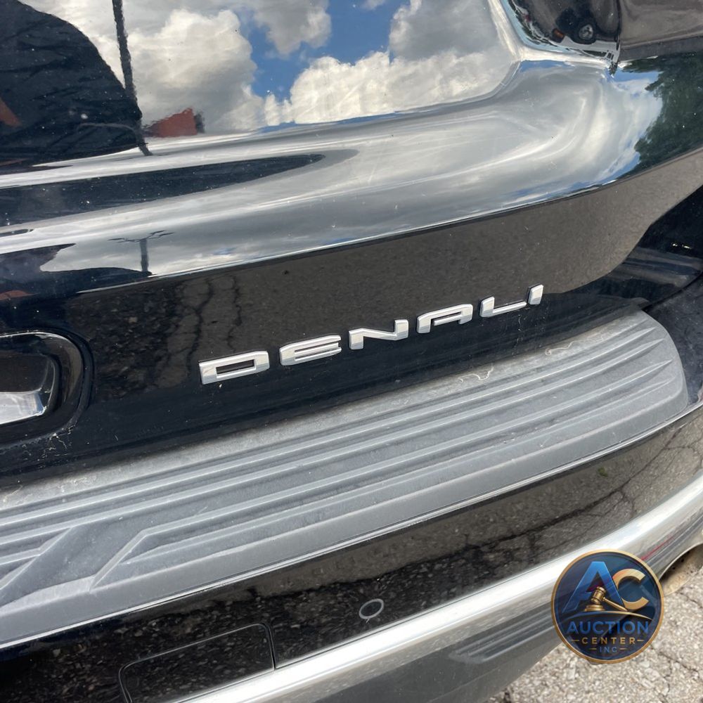 2024 GMC Yukon Denali