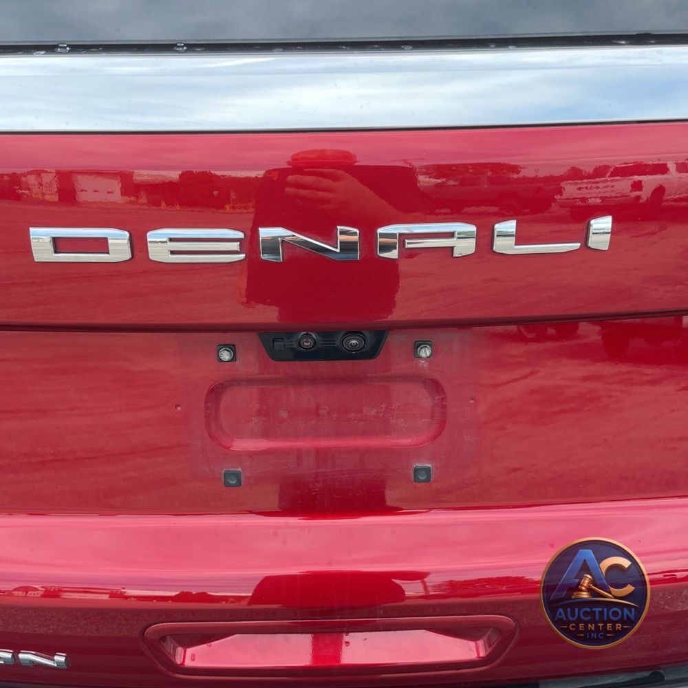 2025 GMC Yukon Denali