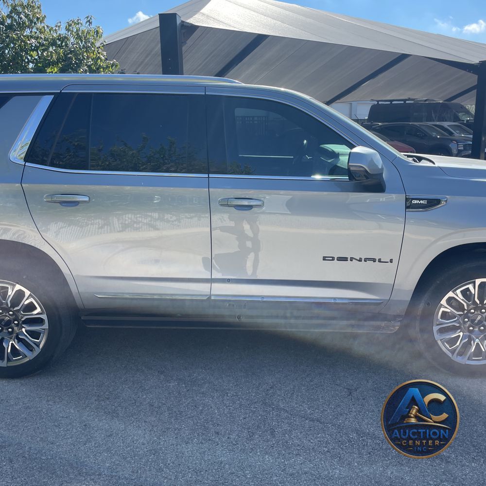 2023 GMC Yukon Denali Ultimate