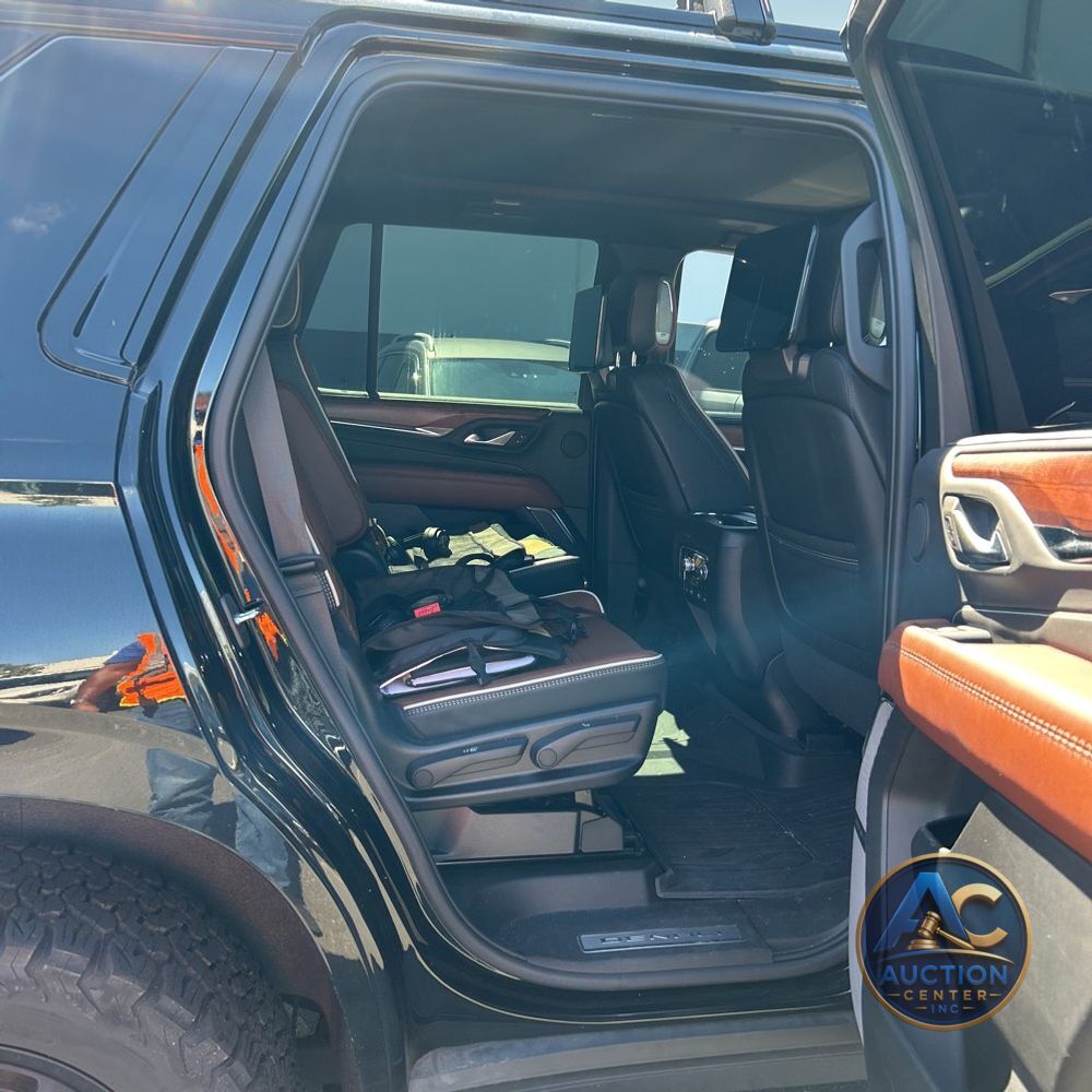 2023 GMC Yukon Denali Ultimate