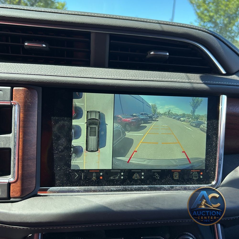 2023 GMC Yukon Denali Ultimate