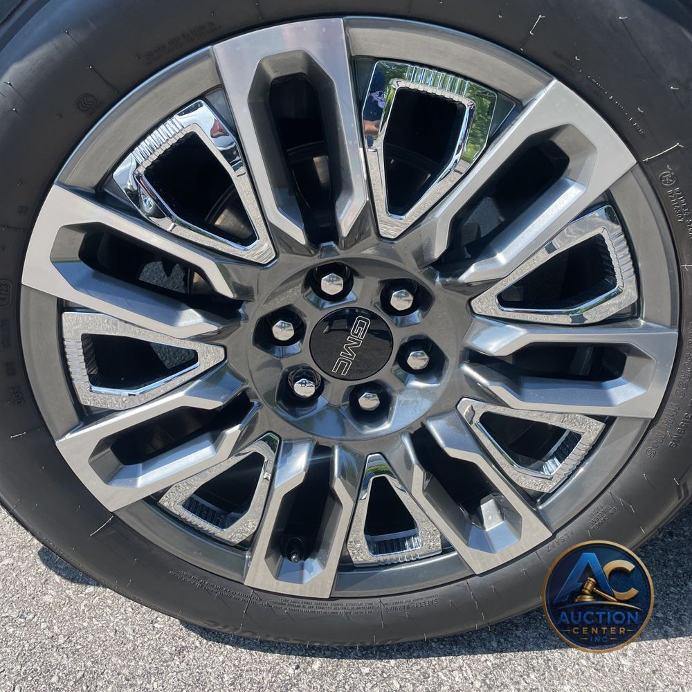 2024 GMC Yukon Denali Ultimate