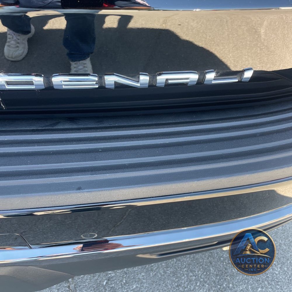 2024 GMC Yukon Denali Ultimate